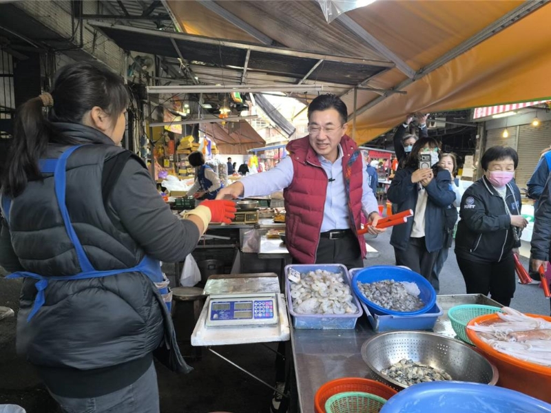 藍(lán)臺(tái)中市長(zhǎng)3月底全民調(diào)決定人選？