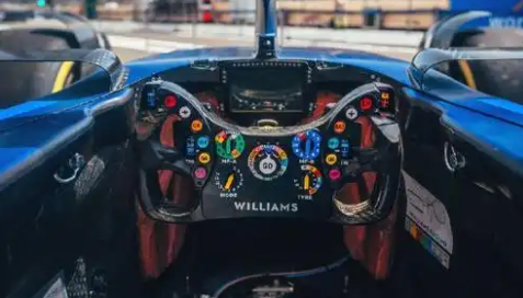 遭工信部“除名” 半幅方向盤是真創(chuàng)新還是營銷噱頭