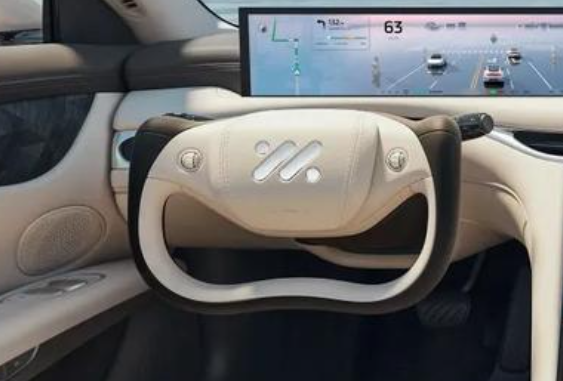 遭工信部“除名” 半幅方向盤是真創(chuàng)新還是營銷噱頭